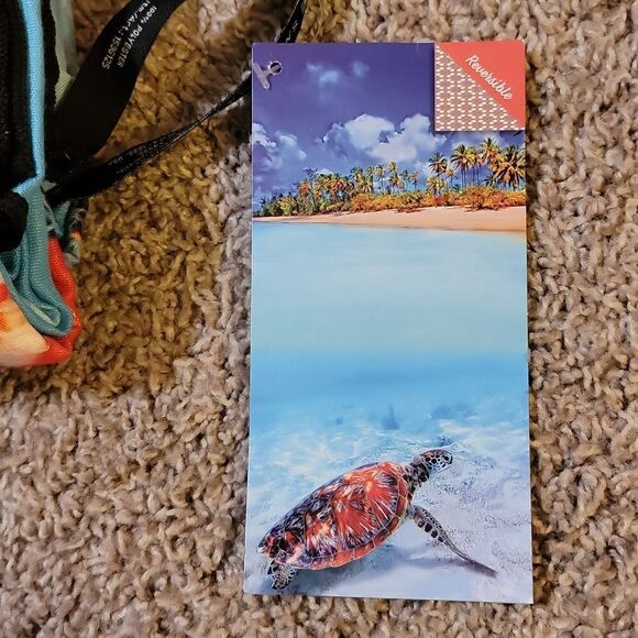 New Whitley Willows Reversible Microfiber Packable Towel 35" x 70" Sea Turtle - Picture 5 of 6